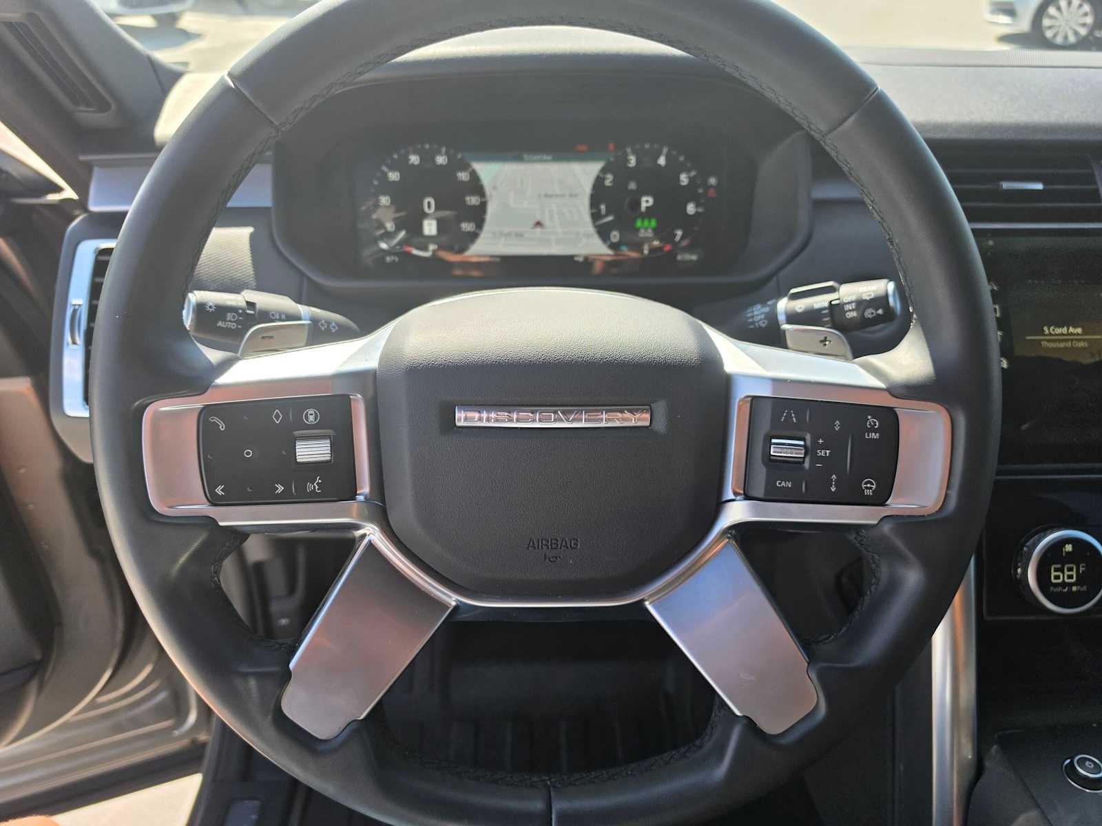 2024 Land Rover Discovery Dynamic SE