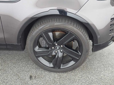2025 Land Rover Discovery Dynamic SE