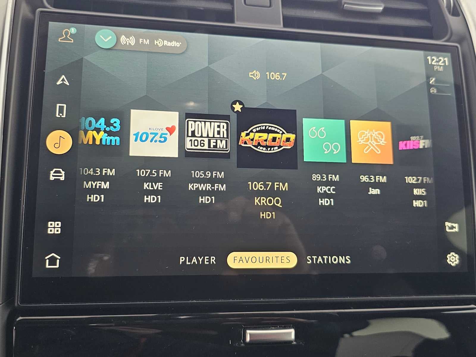 2023 Land Rover Discovery S R-Dynamic