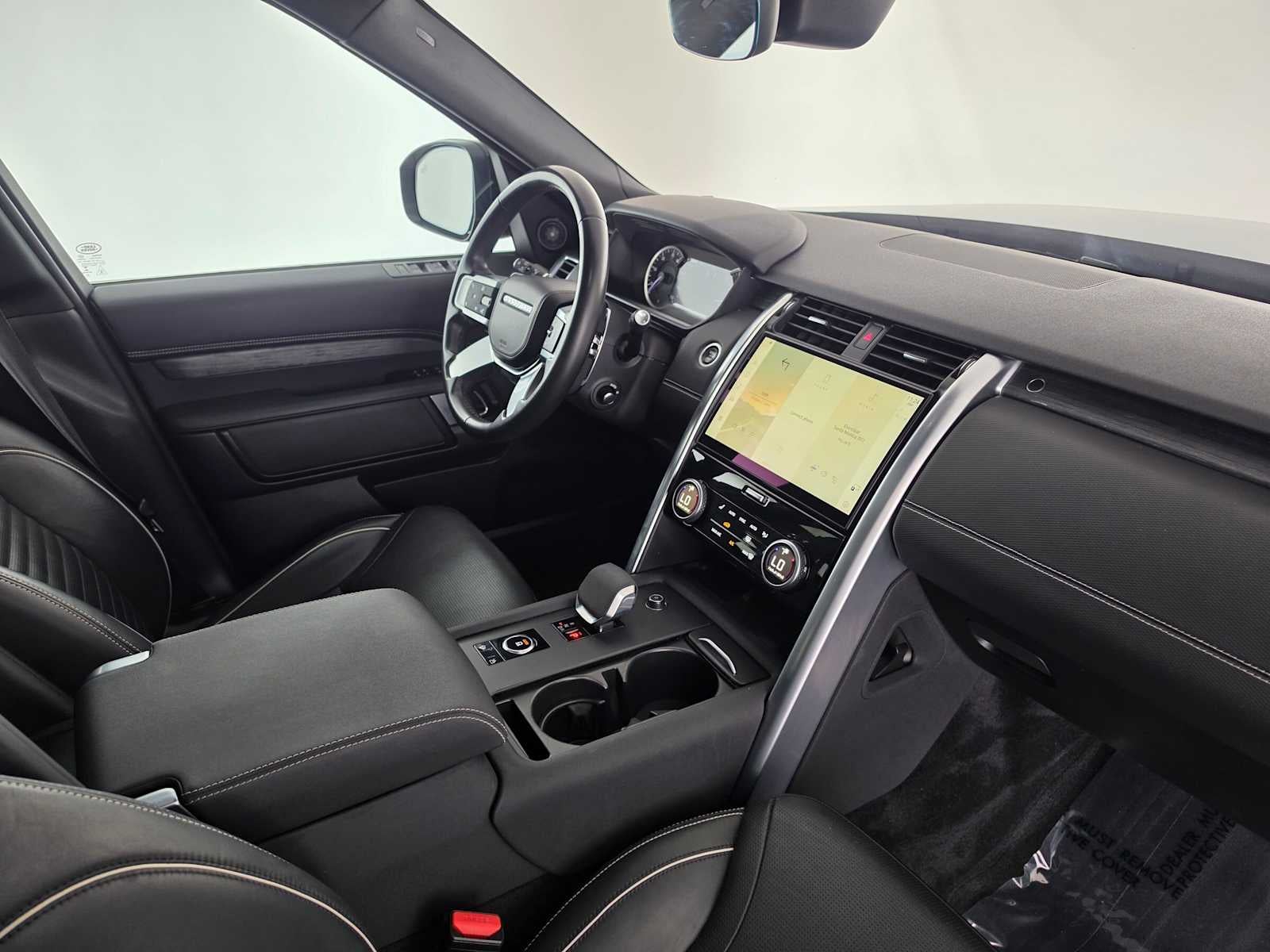 2023 Land Rover Discovery S R-Dynamic