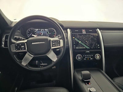 2023 Land Rover Discovery Metropolitan Edition
