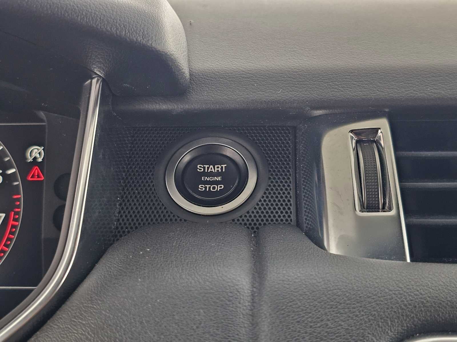2022 Land Rover Range Rover Sport SE