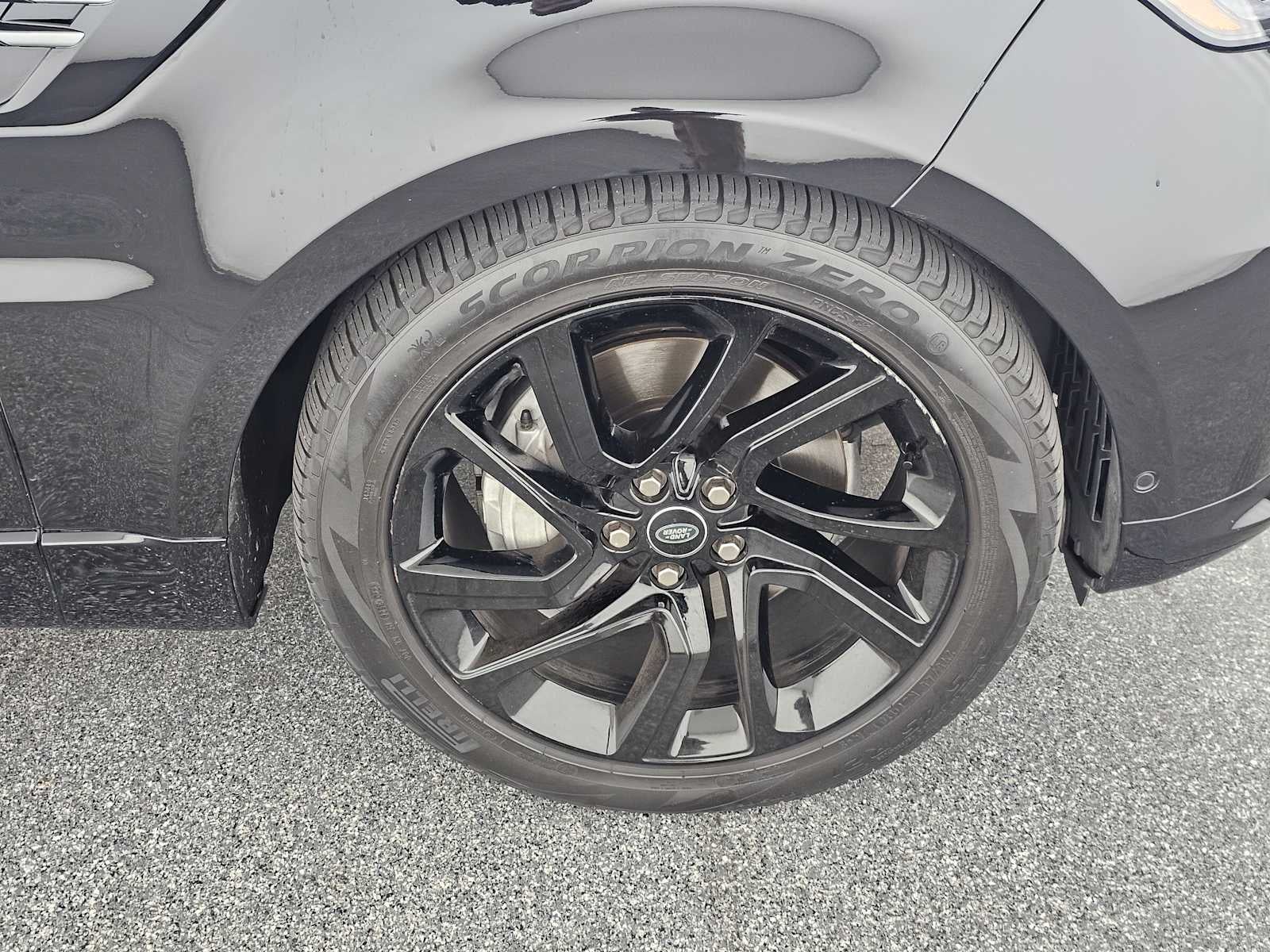 2022 Land Rover Range Rover Sport HSE Silver Edition