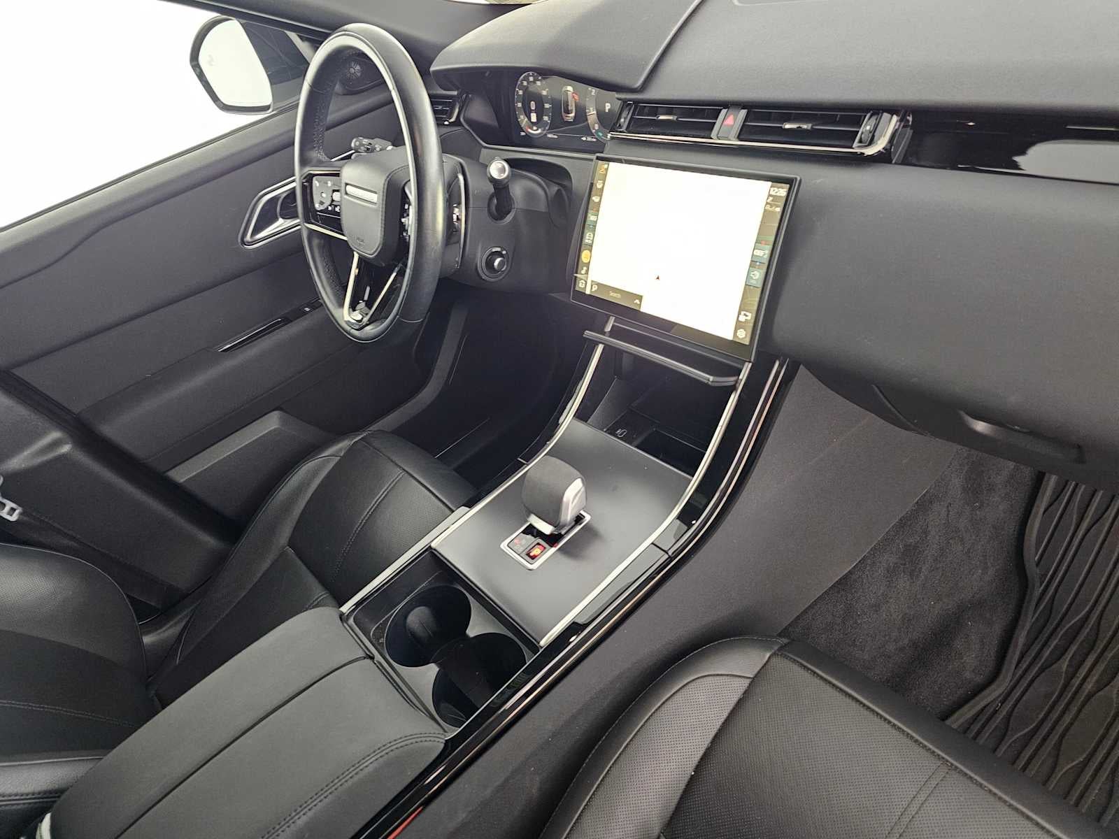 2024 Land Rover Range Rover Velar Dynamic SE