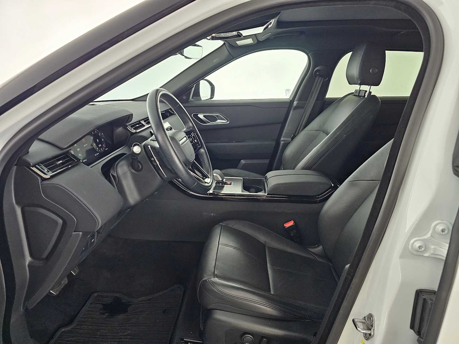 2024 Land Rover Range Rover Velar Dynamic SE