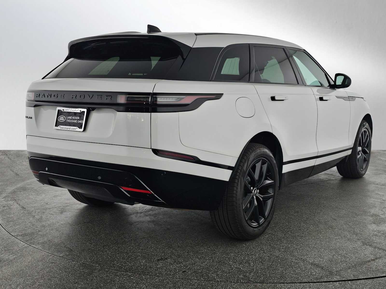 2024 Land Rover Range Rover Velar Dynamic SE
