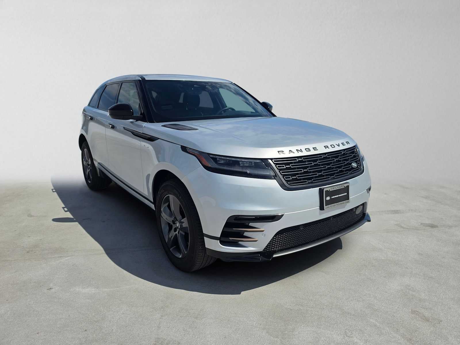 2024 Land Rover Range Rover Velar Dynamic SE