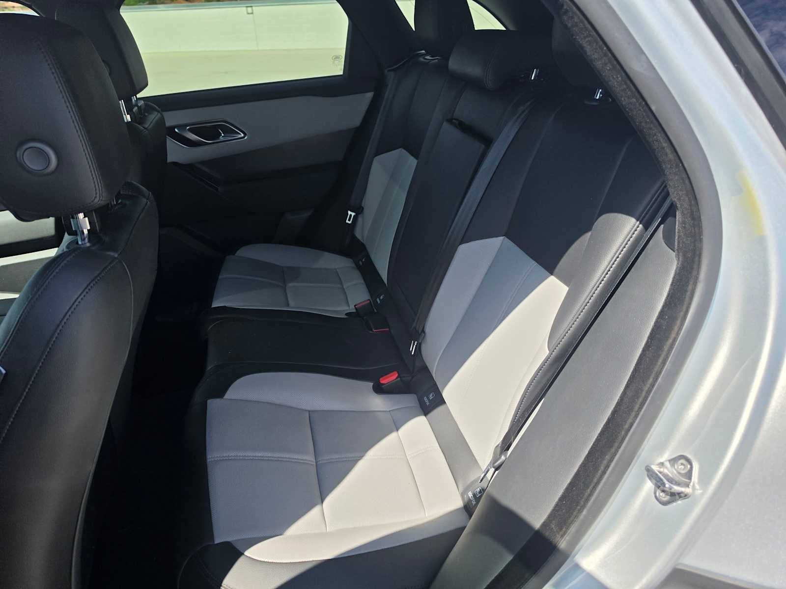 2024 Land Rover Range Rover Velar Dynamic SE