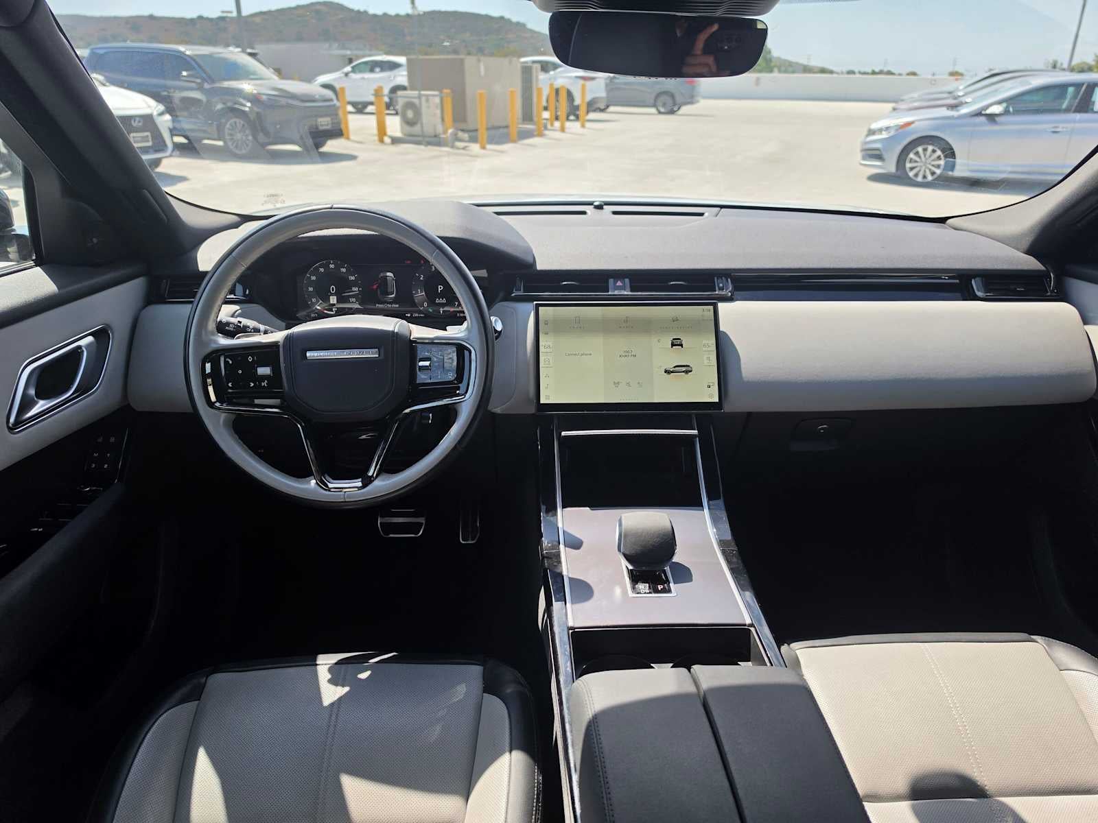 2024 Land Rover Range Rover Velar Dynamic SE