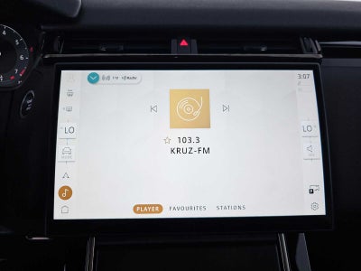 2025 Land Rover Range Rover Velar Dynamic SE