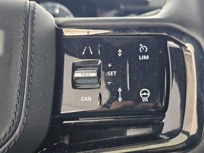 2025 Land Rover Range Rover Velar Dynamic SE