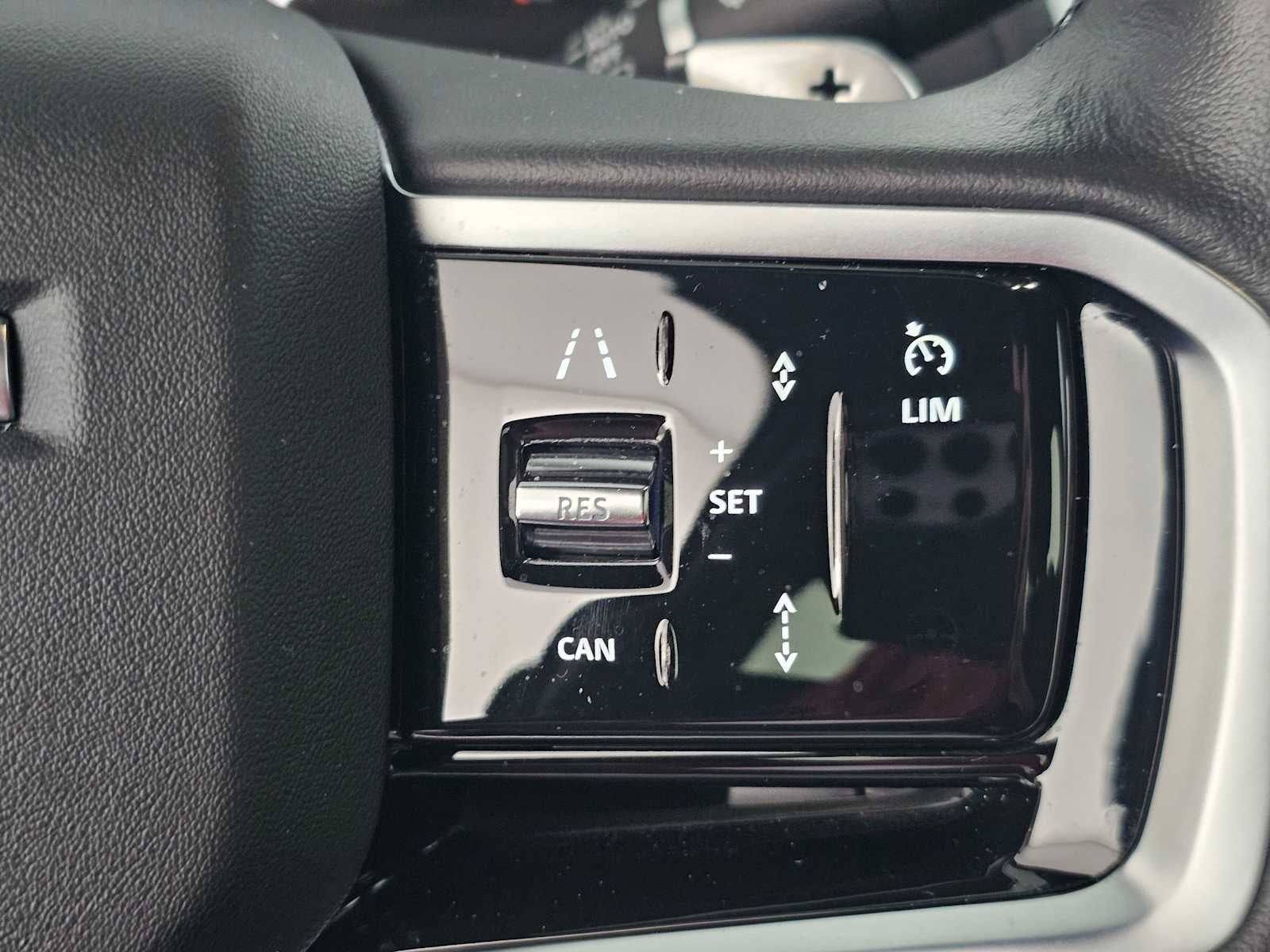 2023 Land Rover Range Rover Velar R-Dynamic S