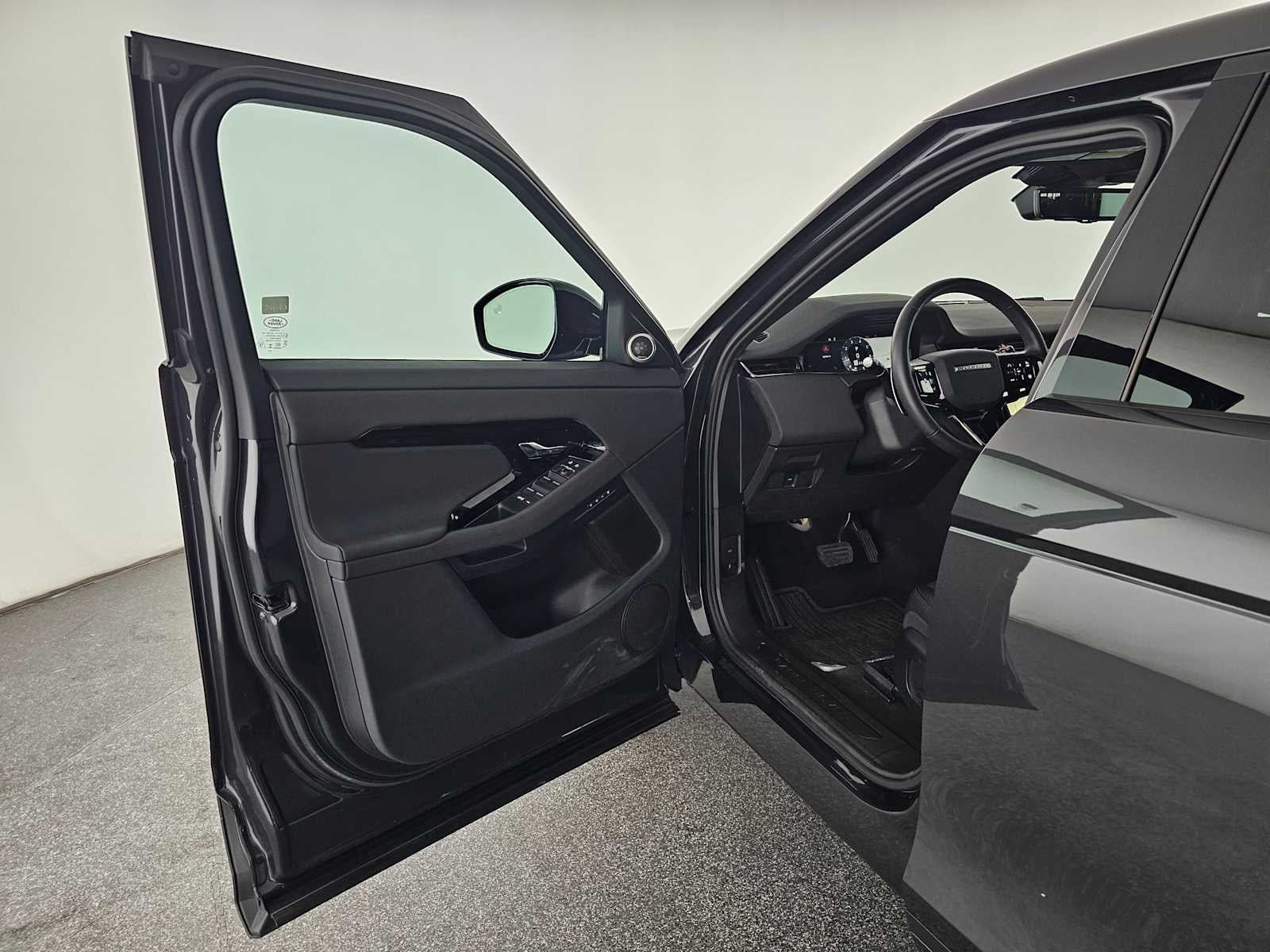 2024 Land Rover Range Rover Evoque Core S