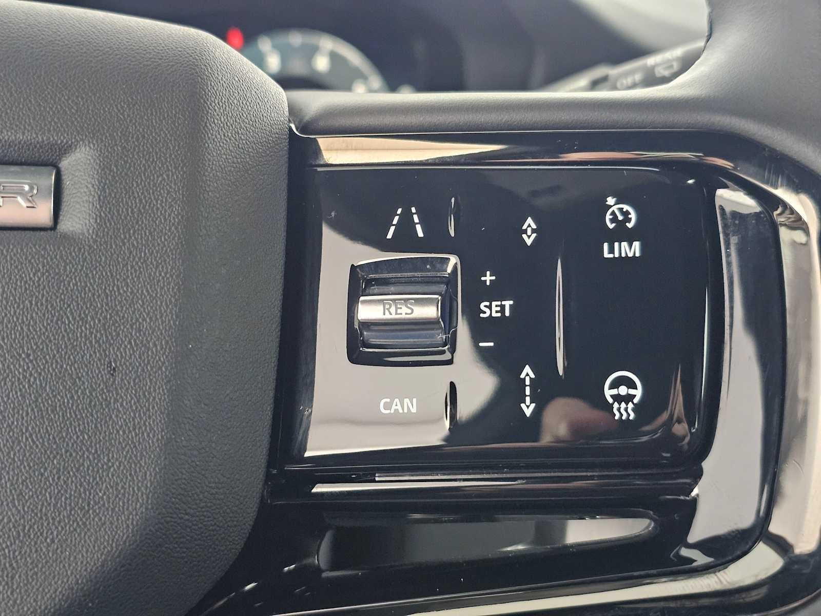 2024 Land Rover Range Rover Evoque Dynamic SE