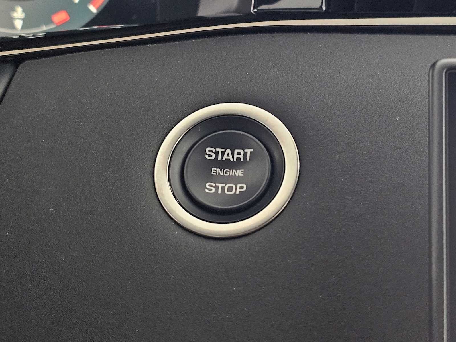 2024 Land Rover Range Rover Evoque Dynamic SE