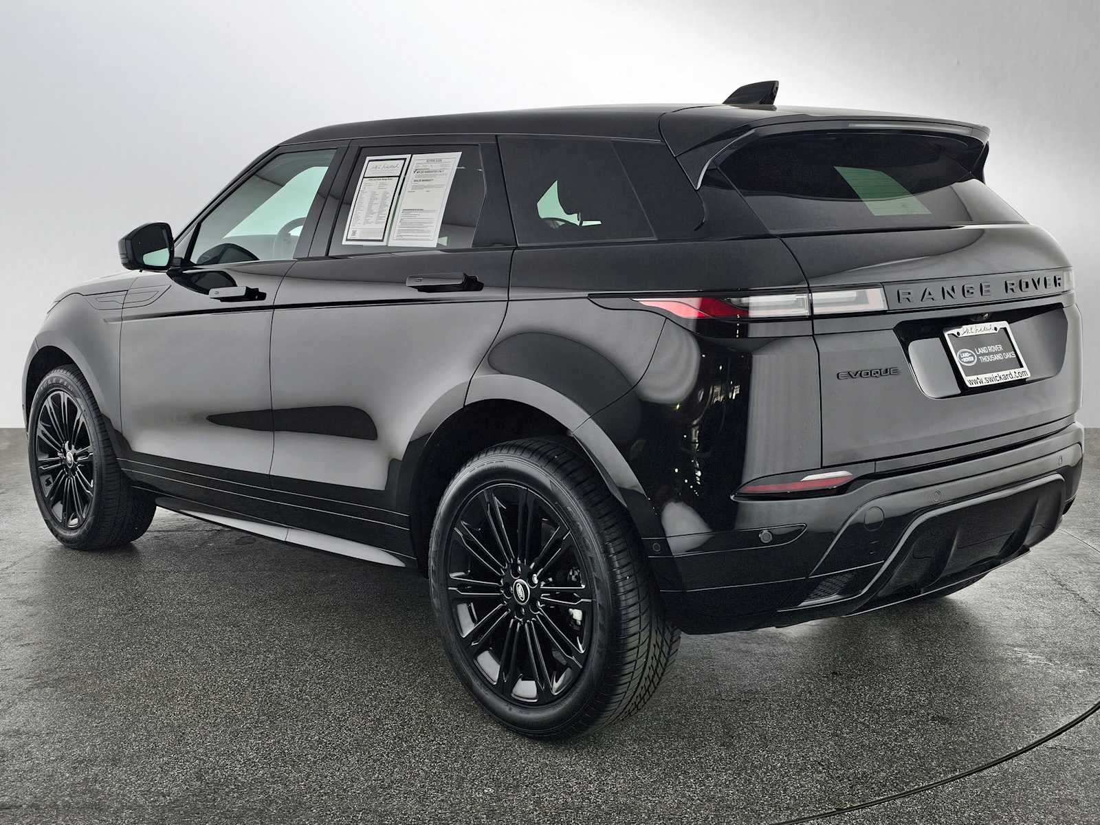 2024 Land Rover Range Rover Evoque Dynamic SE