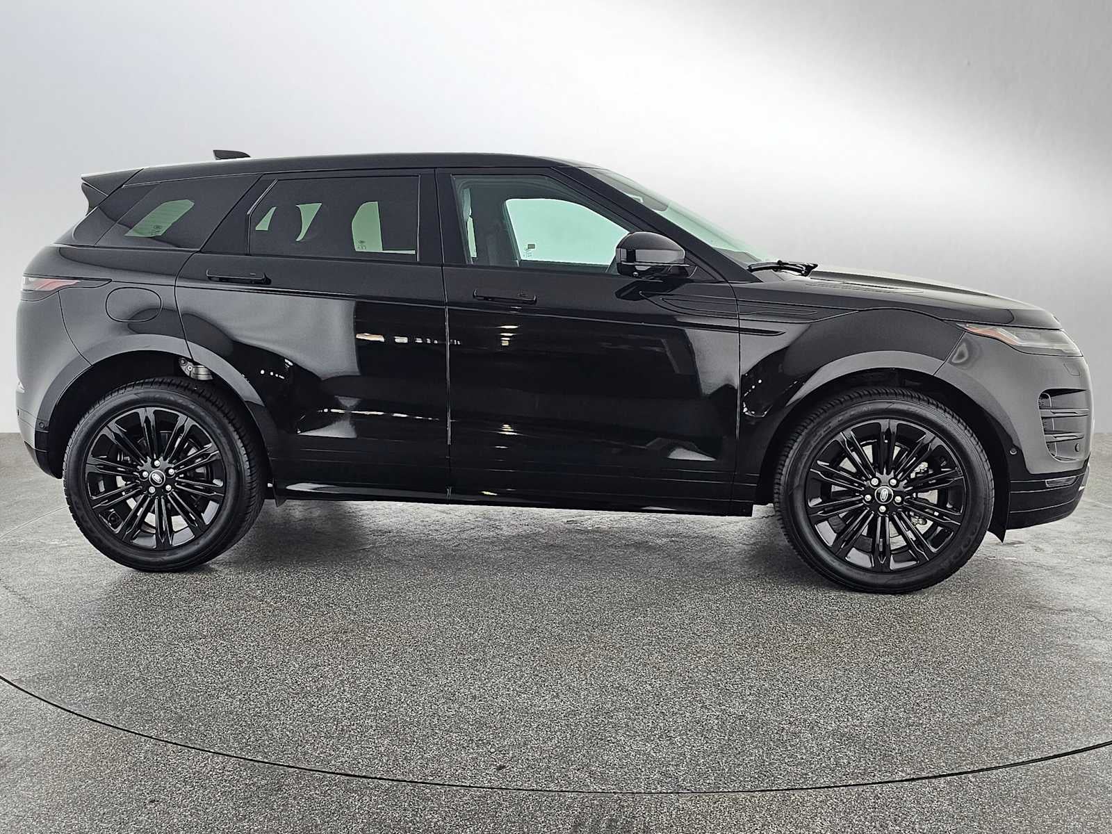 2024 Land Rover Range Rover Evoque Dynamic SE