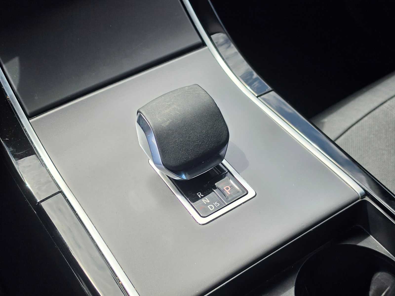 2024 Land Rover Range Rover Evoque Dynamic SE