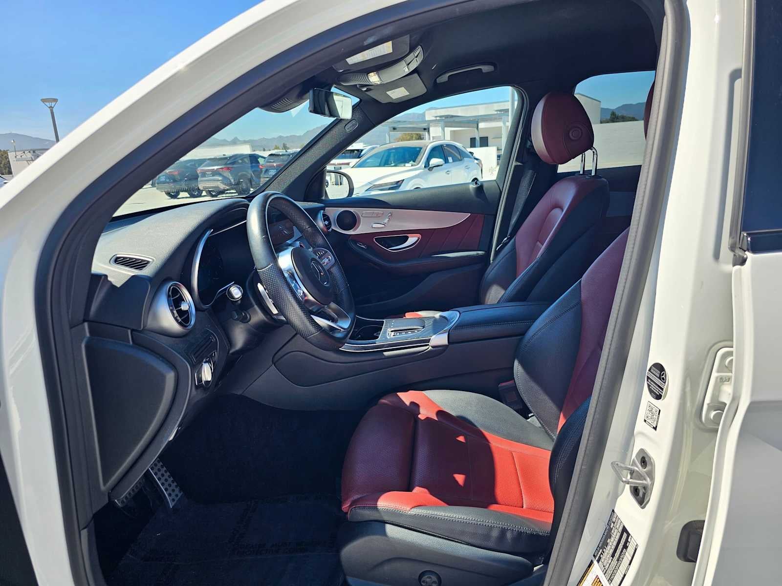 2022 Mercedes-Benz GLC 300 GLC 300