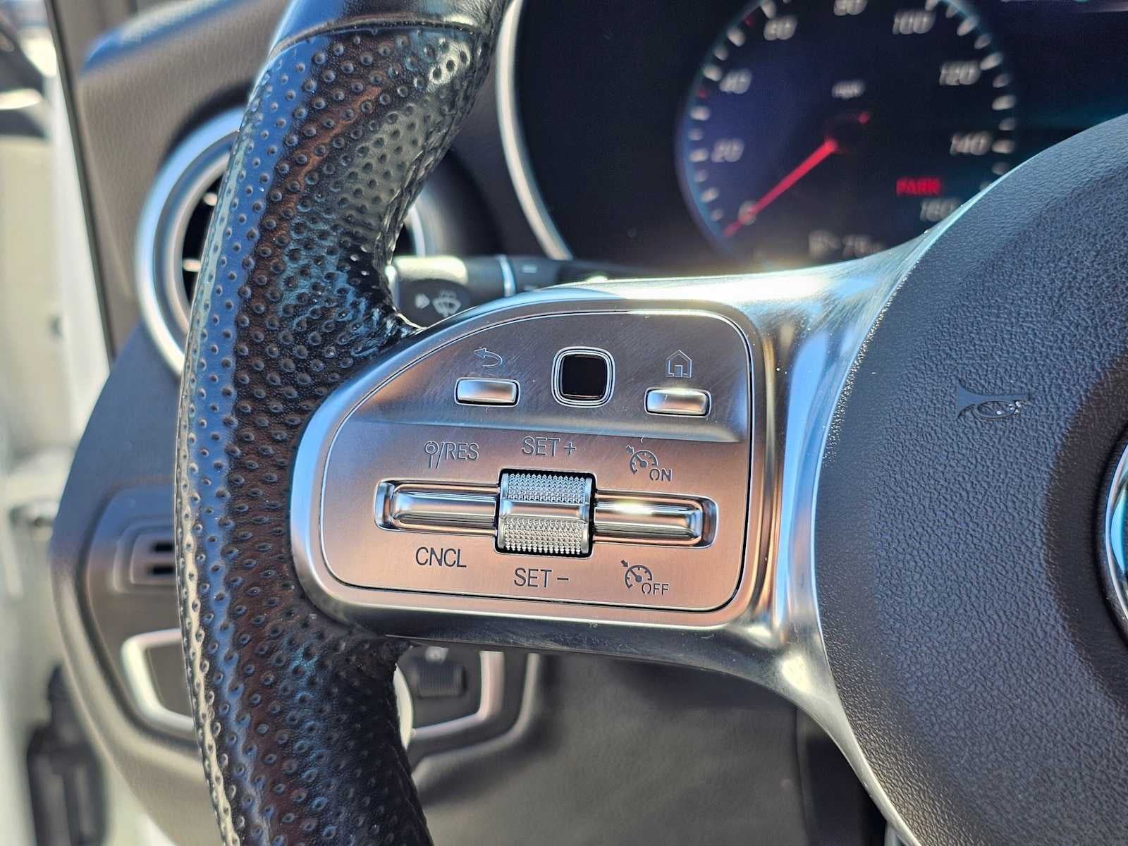 2022 Mercedes-Benz GLC 300 GLC 300