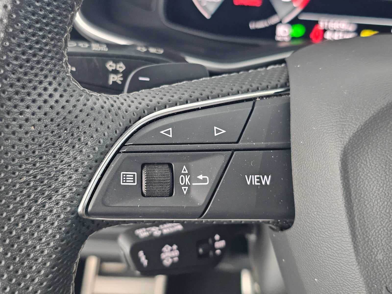 2023 Audi SQ8 Premium Plus
