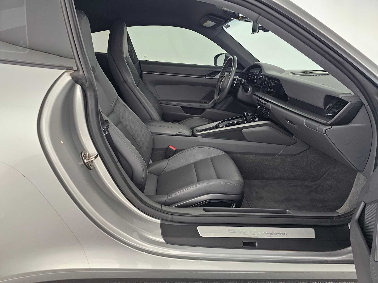 2021 Porsche 911 Carrera