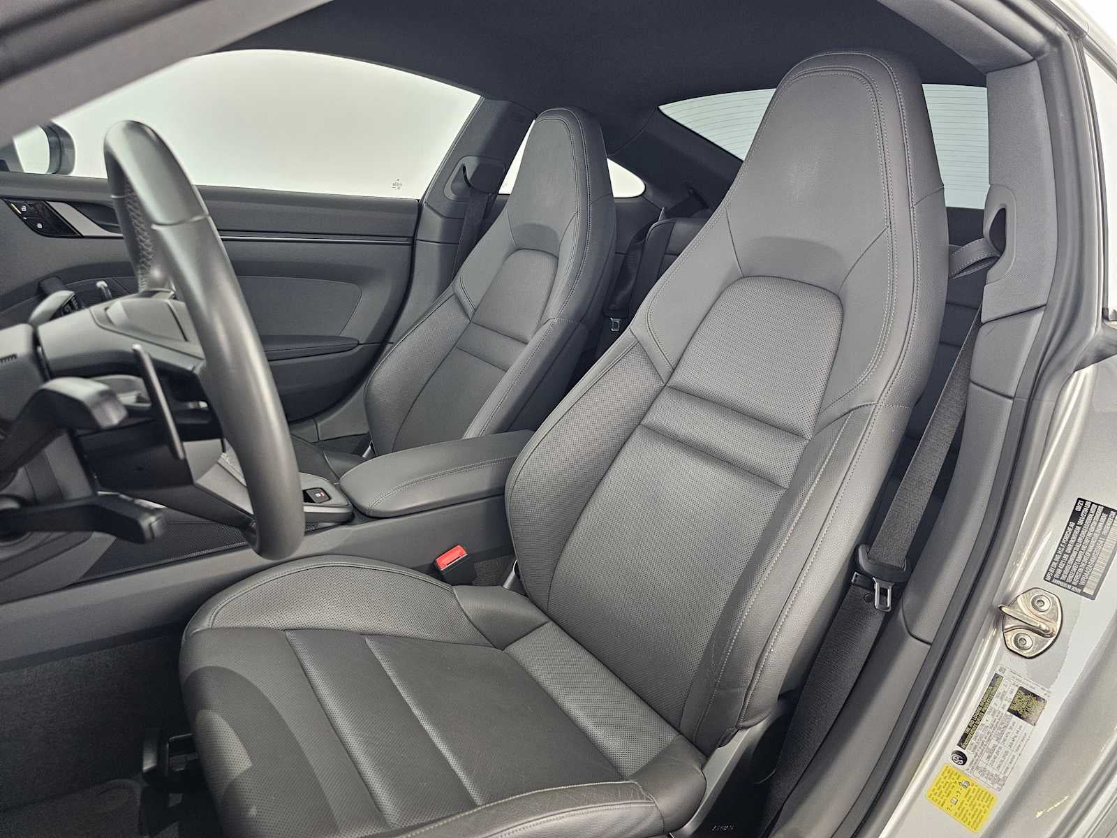 2021 Porsche 911 Carrera