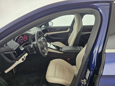 2024 Porsche Panamera 4