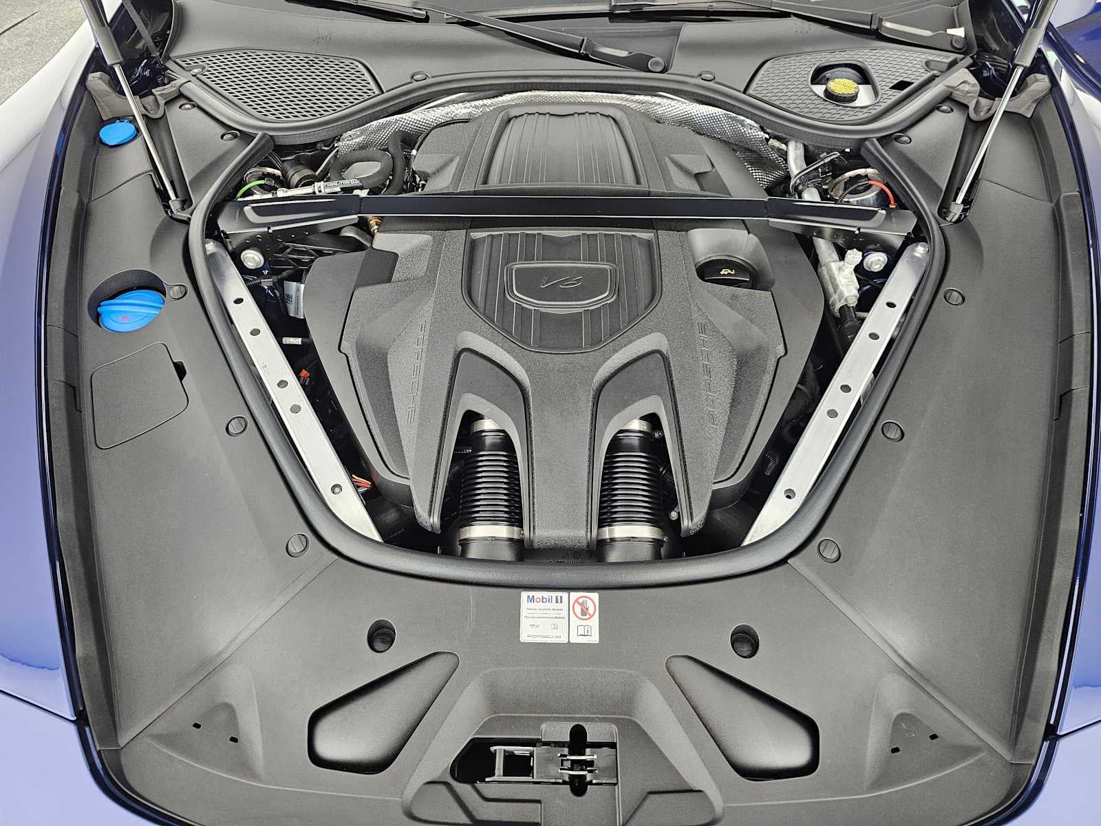 2024 Porsche Panamera 4