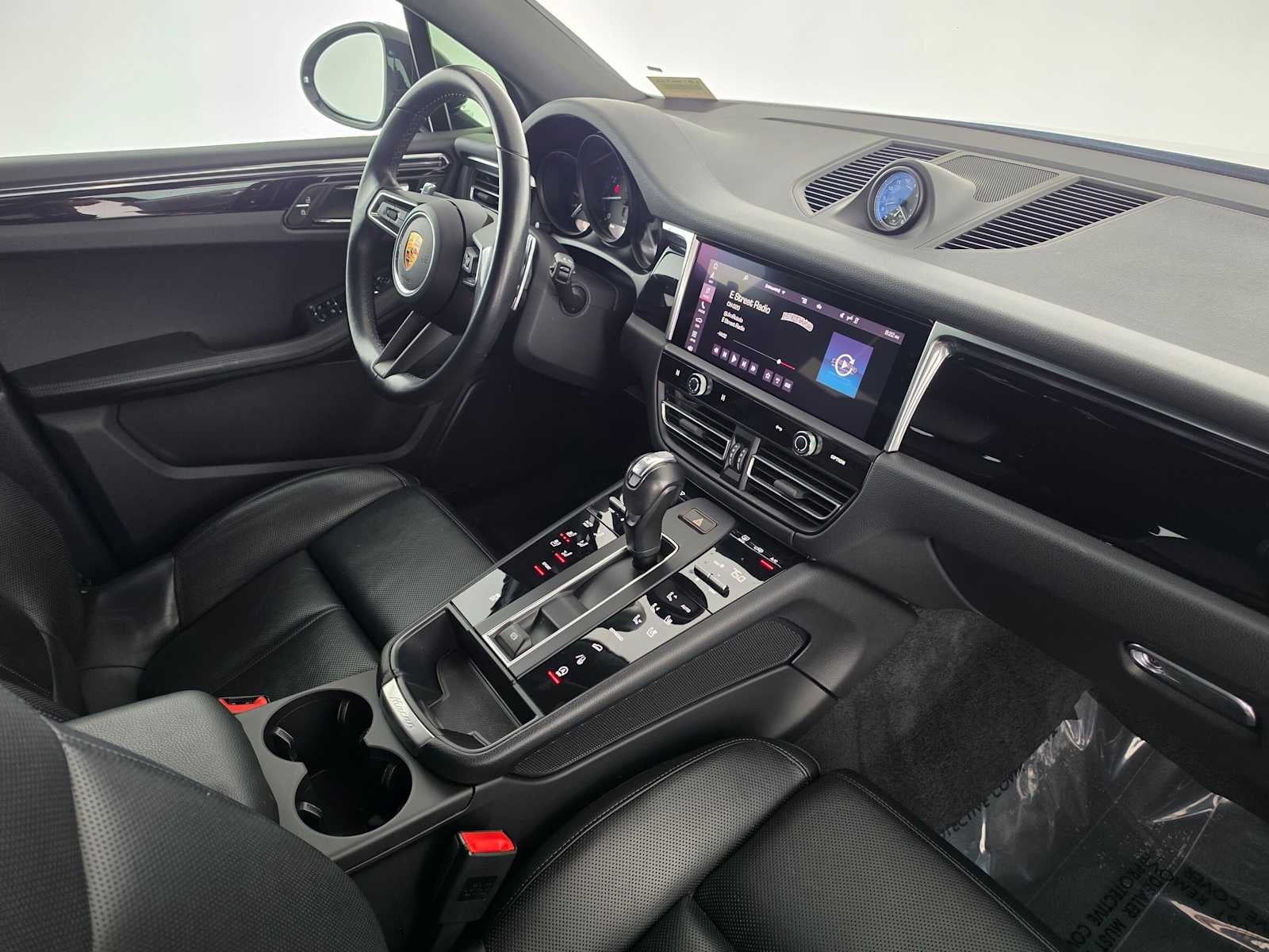 2024 Porsche Macan AWD