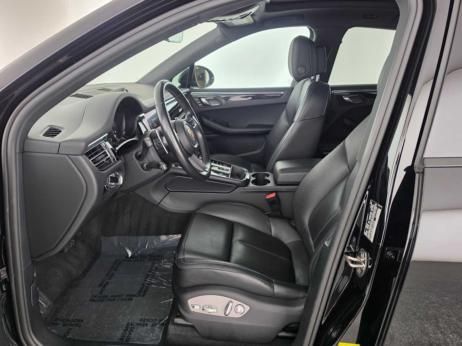2024 Porsche Macan AWD
