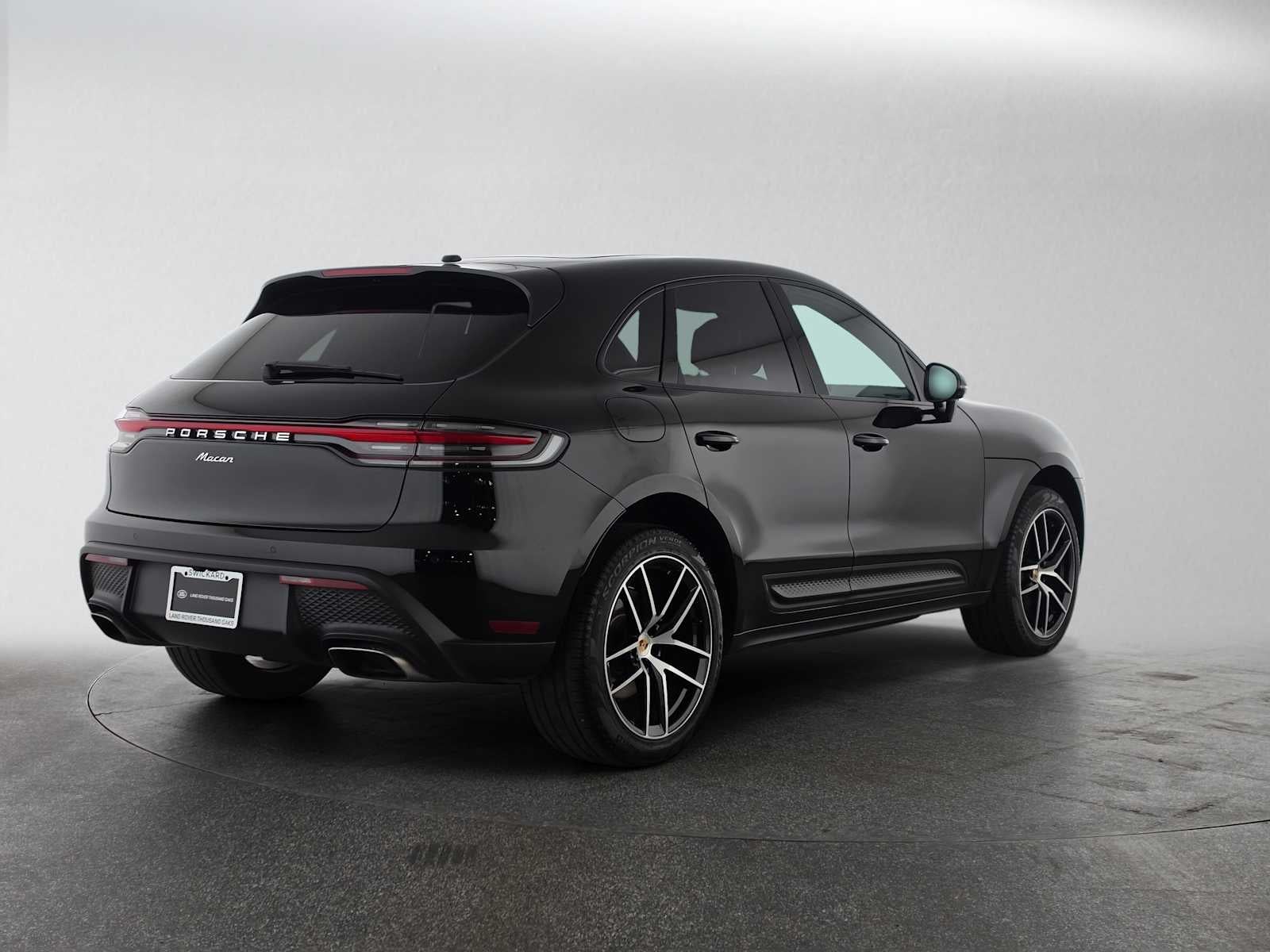 2024 Porsche Macan AWD