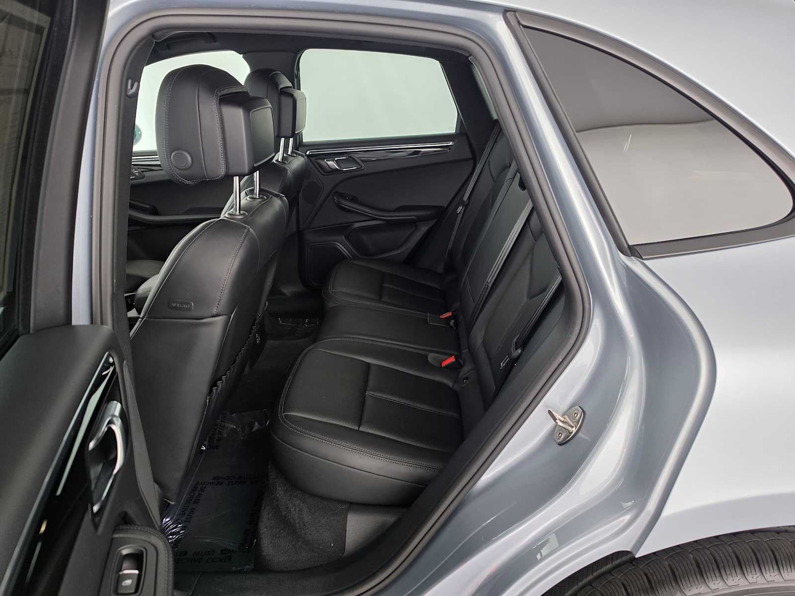 2025 Porsche Macan AWD