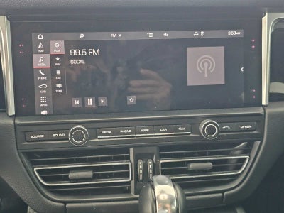 2021 Porsche Macan AWD