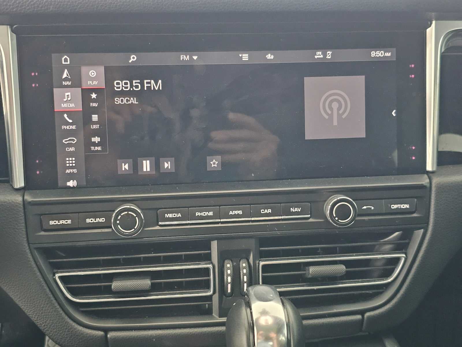 2021 Porsche Macan AWD