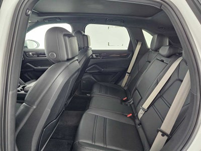 2022 Porsche Cayenne Platinum Edition