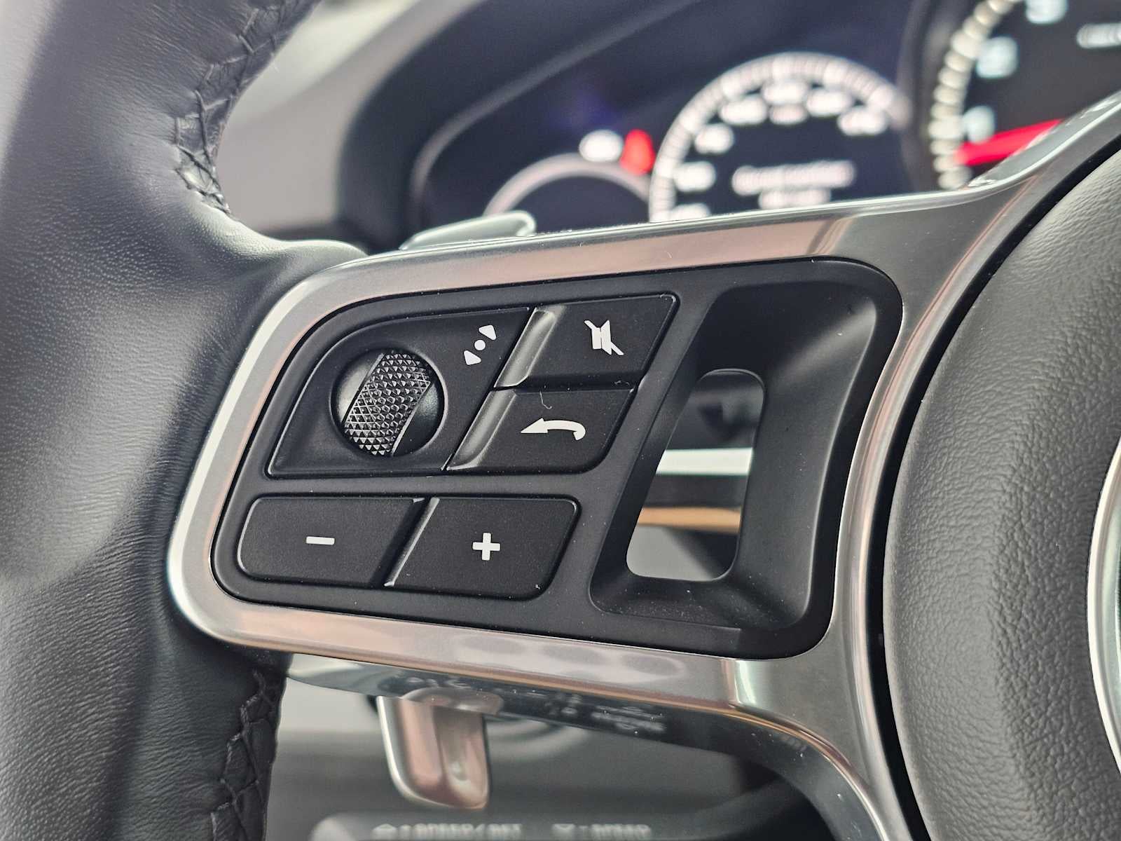 2022 Porsche Cayenne Platinum Edition