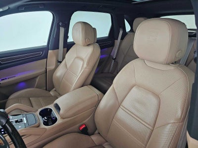 2023 Porsche Cayenne Platinum Edition