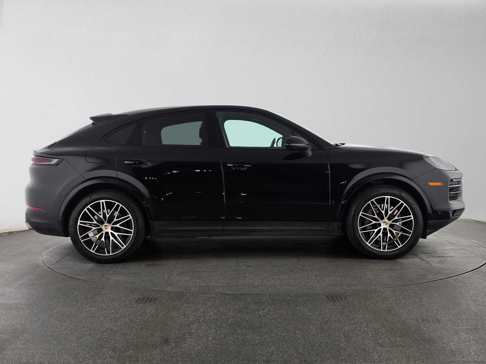 2024 Porsche Cayenne Coupe AWD