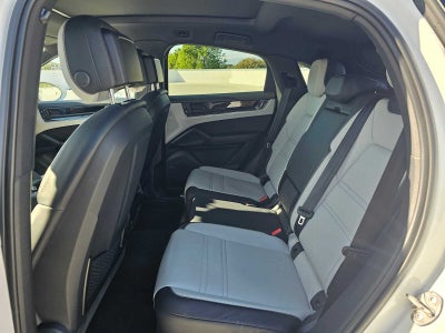 2025 Porsche Cayenne S