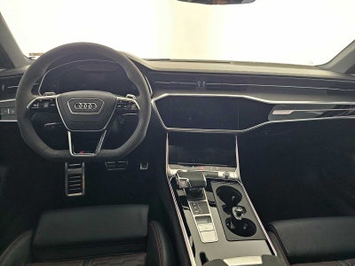 2025 Audi RS 6 Avant performance