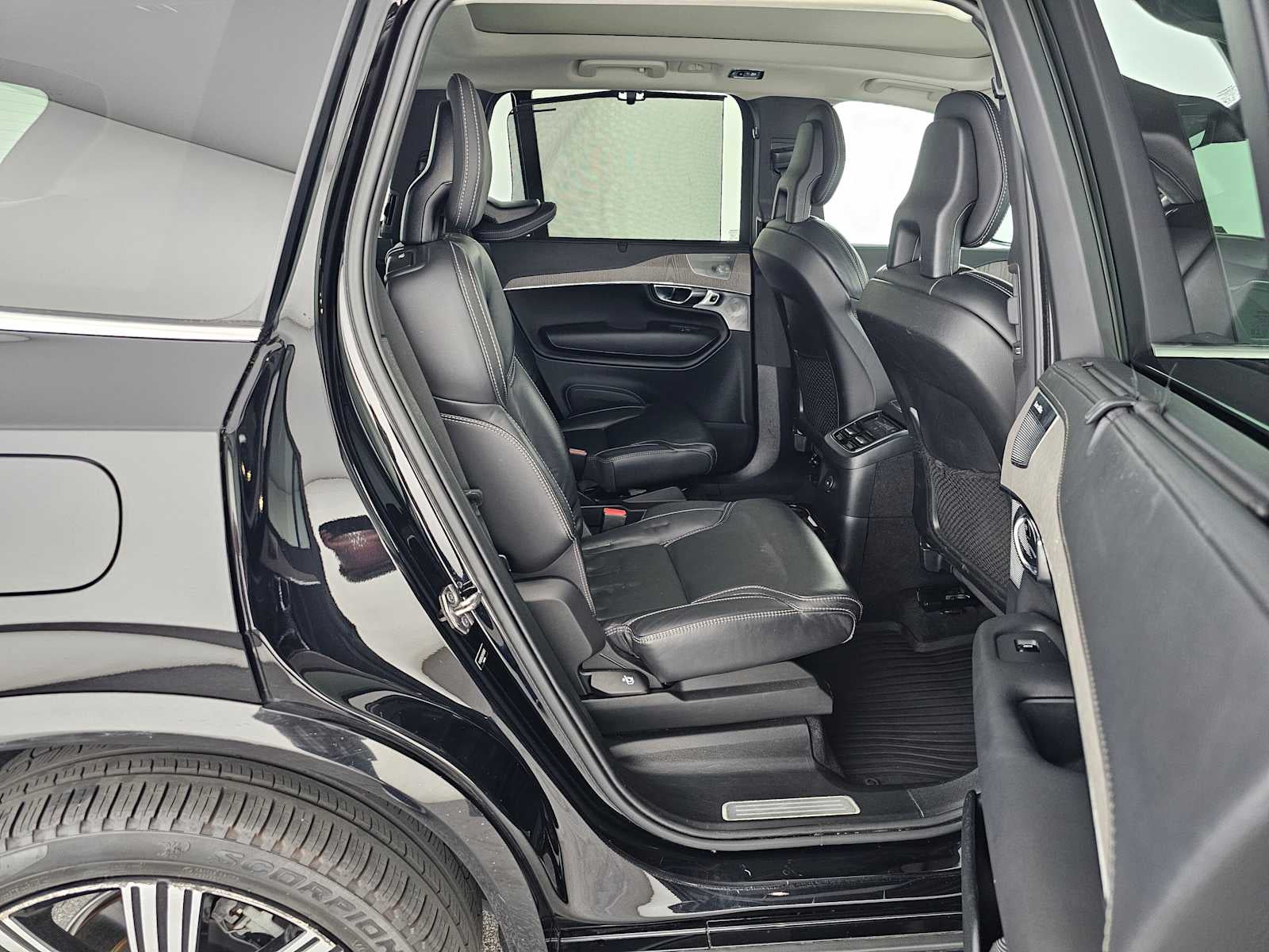 2022 Volvo XC90 Recharge Plug-In Hybrid Inscription