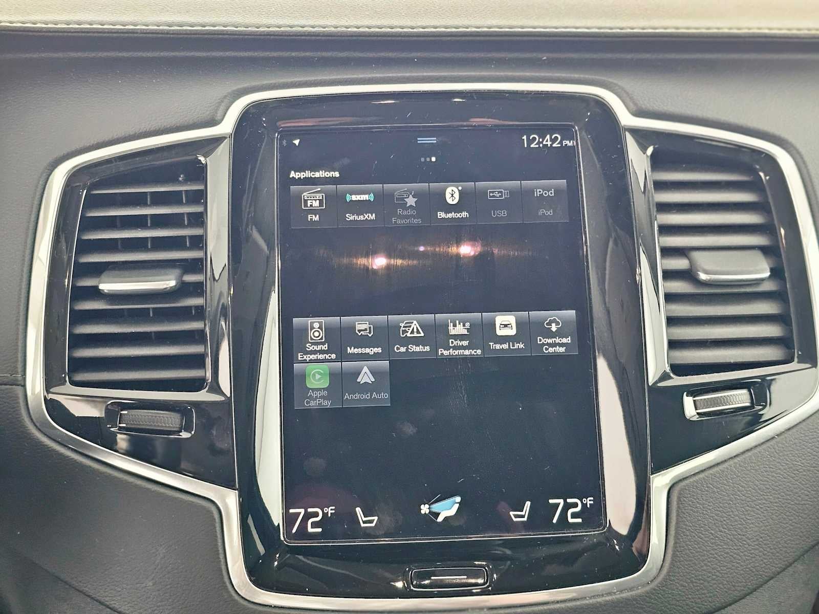 2022 Volvo XC90 Recharge Plug-In Hybrid Inscription