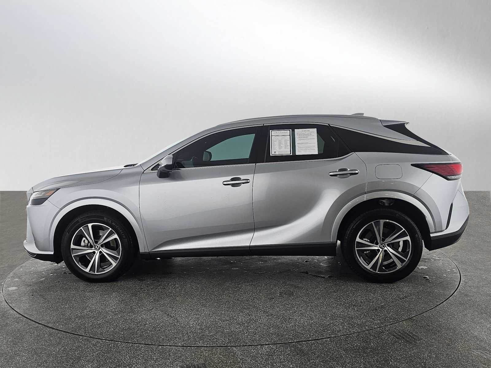 2023 Lexus RX 350h Premium Plus