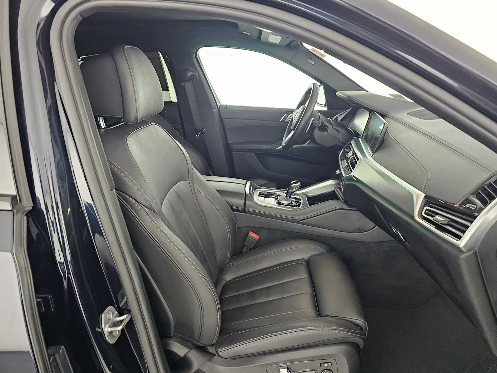2022 BMW X6 xDrive40i xDrive40i