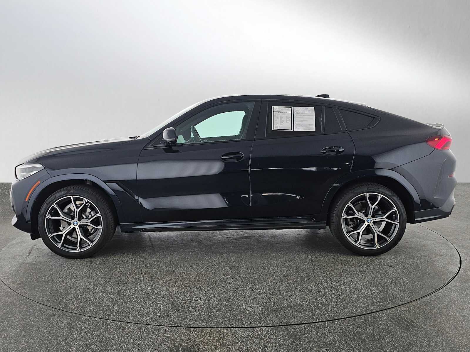 2022 BMW X6 xDrive40i xDrive40i