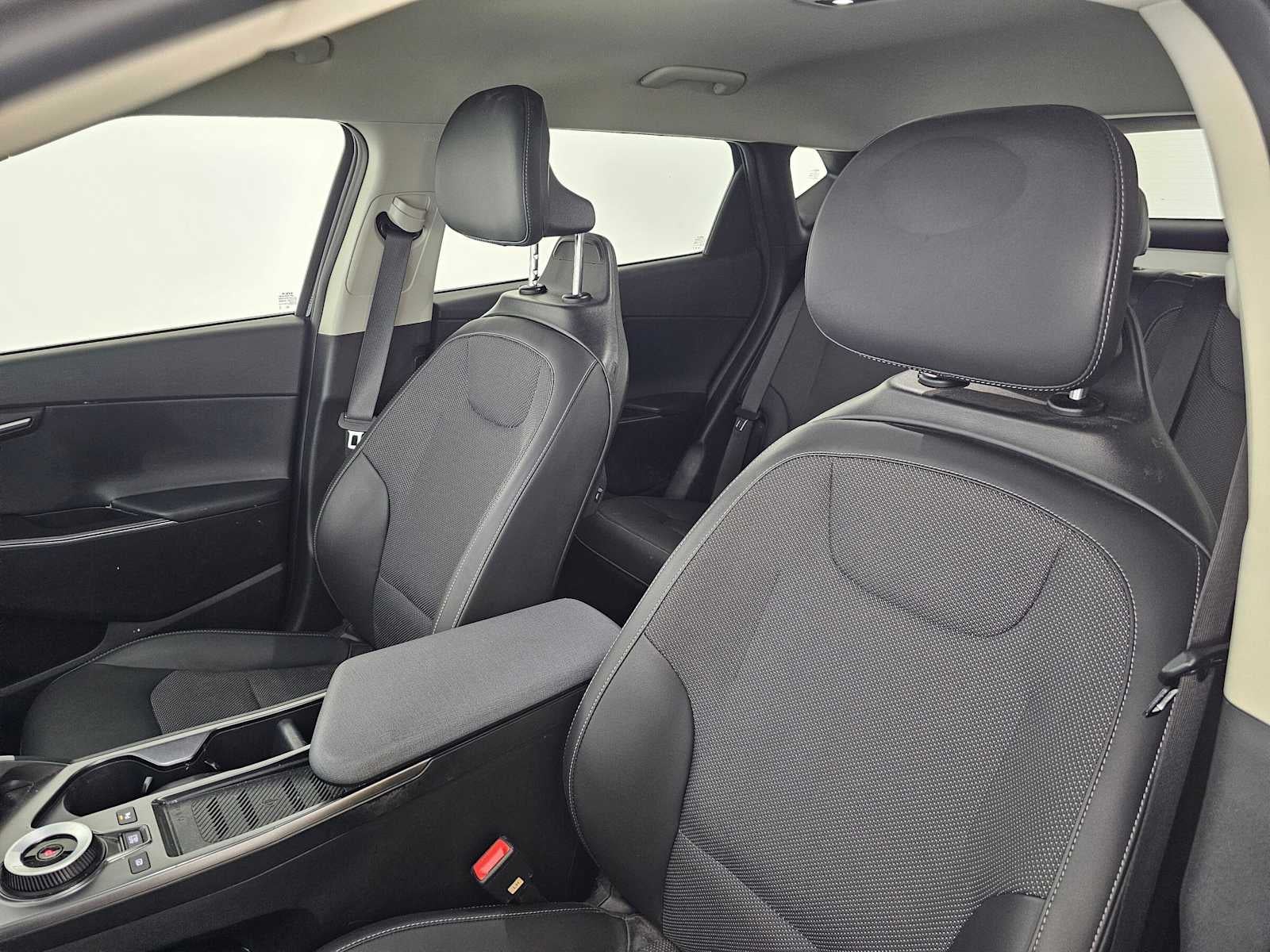 2024 Kia EV6 Light
