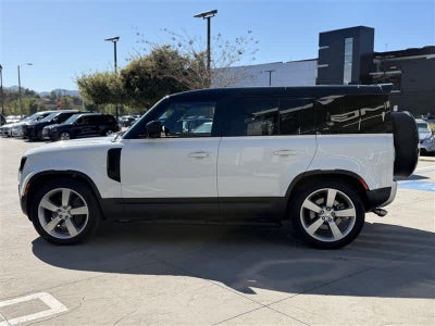 2024 Land Rover Defender SE