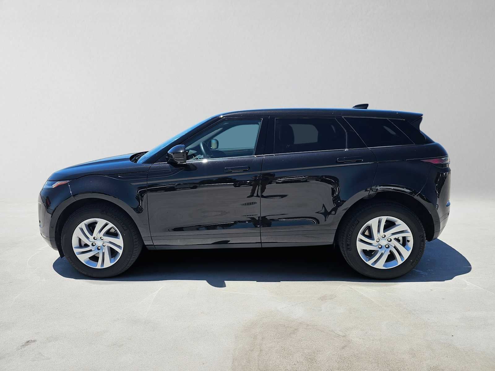 2025 Land Rover Range Rover Evoque Core S
