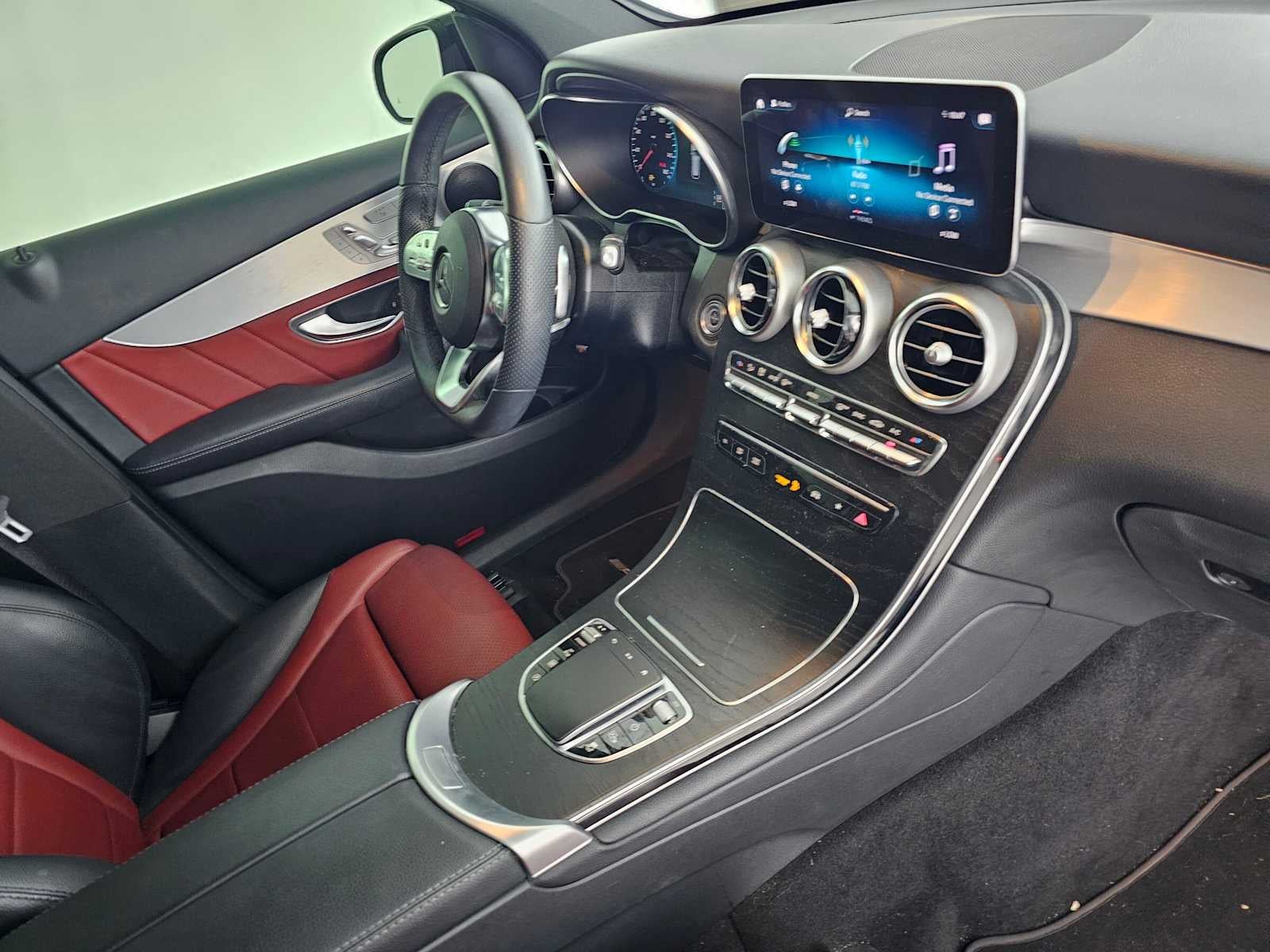 2022 Mercedes-Benz GLC 300 SUV